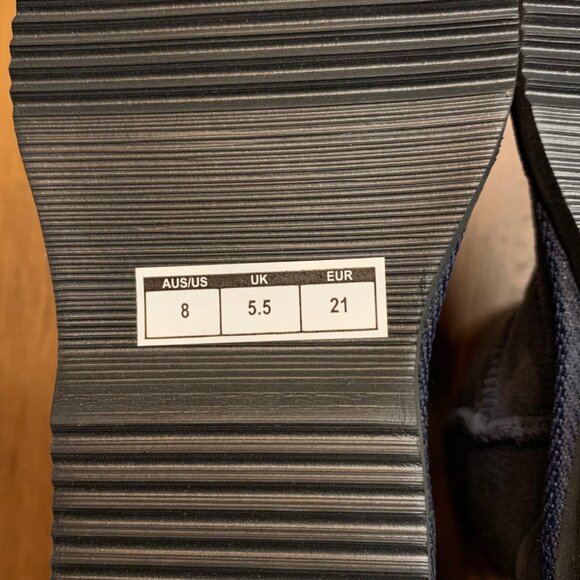 UGG Australian Made Sheepskin Boots Kids 7 Navy Blue Shearling Toddler Boot NEW - Picture 8 of 11